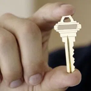 Baldwin Locksmith Service Baldwin, NY 516-247-6195 - broken-key-extraction